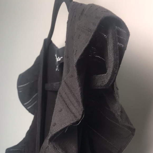 Lulu's Plunging V-Neck Ruffle Trim Dress size M - Picture 7 of 15